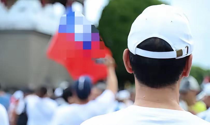 朱立伦今天下午低调现身凯道朱立伦今天上午没去国民党的全代会，没人知道为啥。到