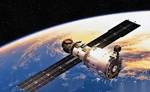 1993年，咱们的“银河号”在公海上被美国掐了GPS，硬生生漂了22天。当时人家