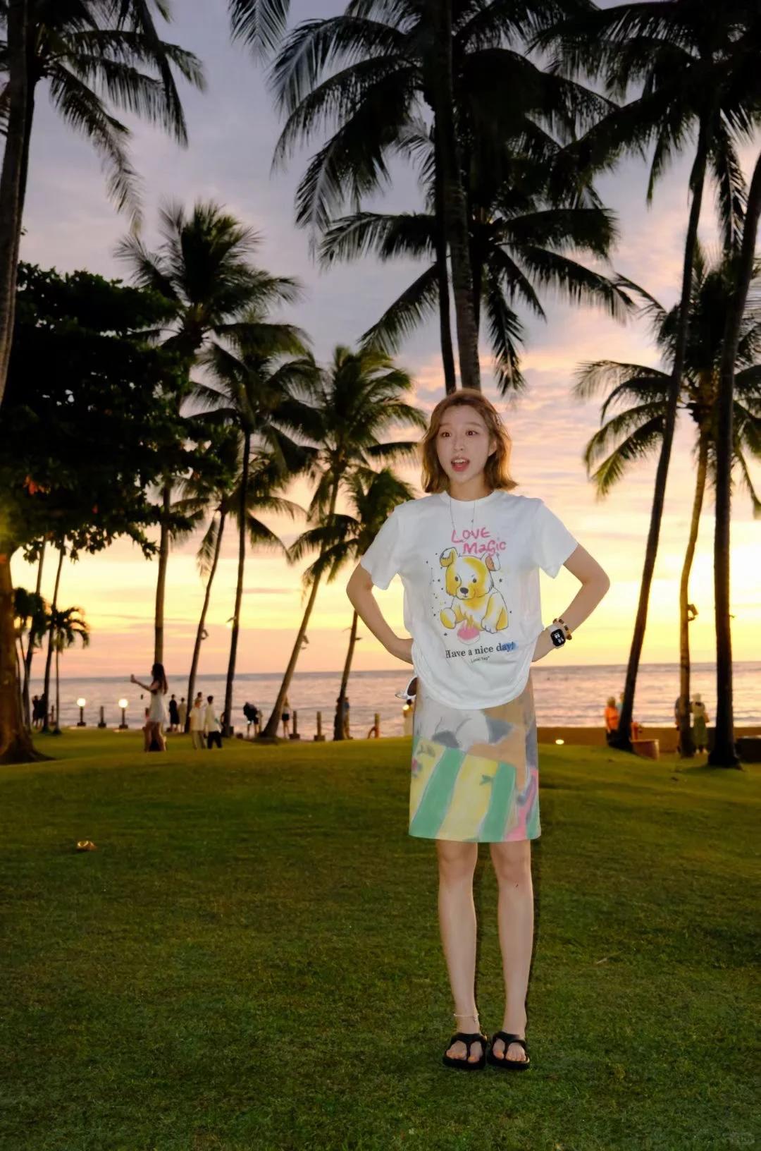 今年的大事记：去爬了泗水Bromo、ijen火山巴厘岛解锁第一次冲浪冥