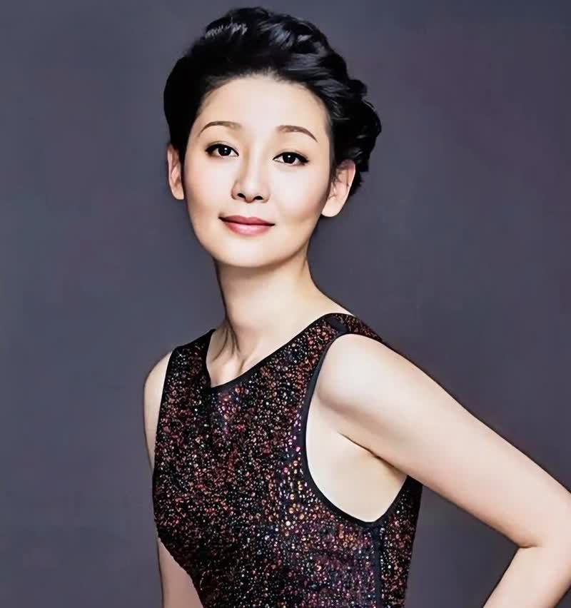 马云最喜欢的四位女明星一、徐帆二、孙俪三、殷桃四、舒淇