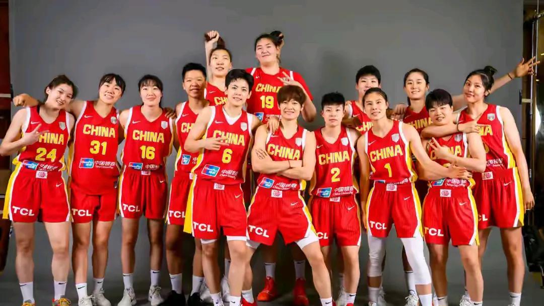 中国女篮81-90日本女篮，无缘决赛。一将无能，累死三军，没有李梦和李月茹的中