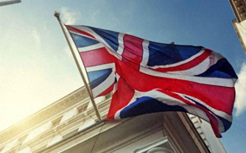 英国这个国家是不是彻底没落了？如今的英国确实深陷多重困境，但要说彻底没落还为