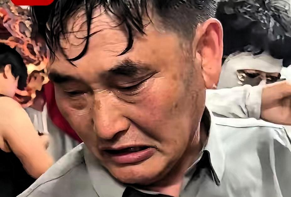 朱大哥那会儿，看着，别人的老婆，长得好看，他心里就，有点不舒服，觉得自己，命不如