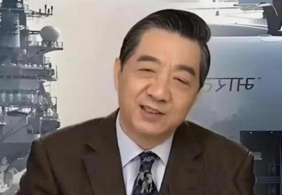 谢谢你张召忠！你真是伟大的预言家！2015年你就说过：“美国什么也不干，让东方大
