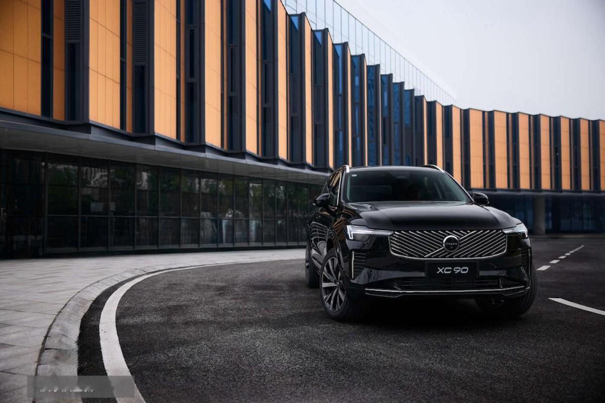 沃尔沃全新XC90对上国产宝马X5，谁更好？在传统豪华汽车市场，50万以上豪