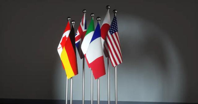 北约31国大使罕见组团访日，特朗普阴影下的“抱团取暖”就在美国总统特朗普频频