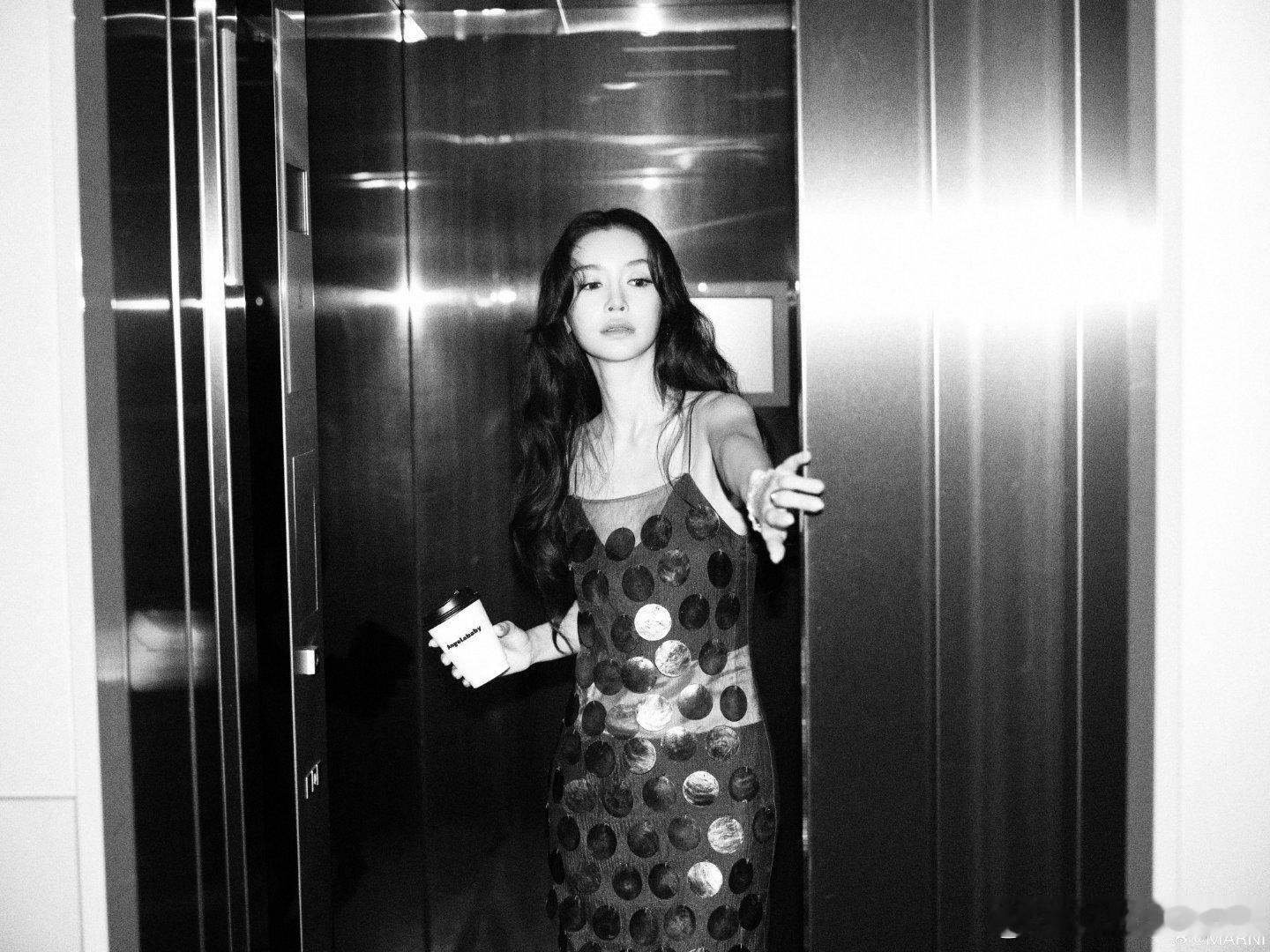 #angelababy#我姐依旧权威#Angelababy时尚圈最严厉的母亲回来了##杨颖##ang