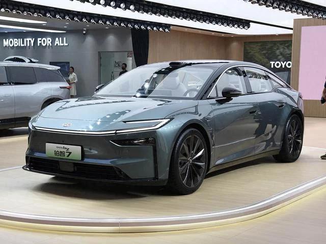 买车不纠结，2026年这样选：1、美系车——买福特2、日系车——买丰田3、