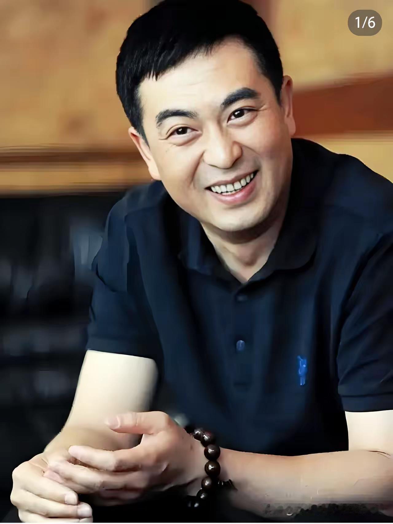 圈里都知道，张嘉益拍戏有个“铁规矩”：只要他在剧组，就必须给孙浩塞个角色，哪怕是