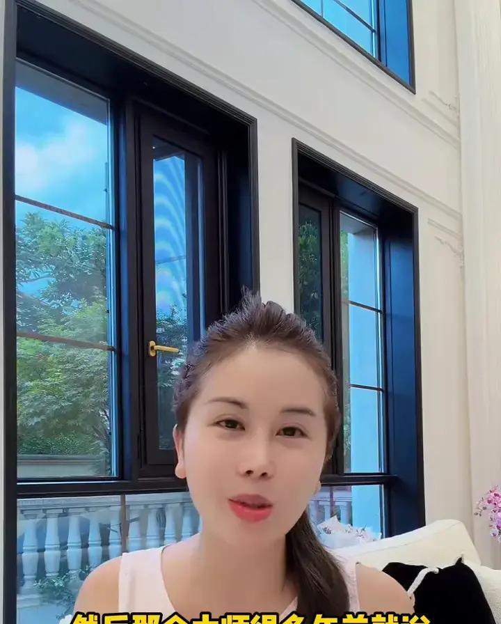 当年我因为成绩太差被学校劝退，我爸妈急得整天睡不好觉，拉着我到处求神拜佛做各种法