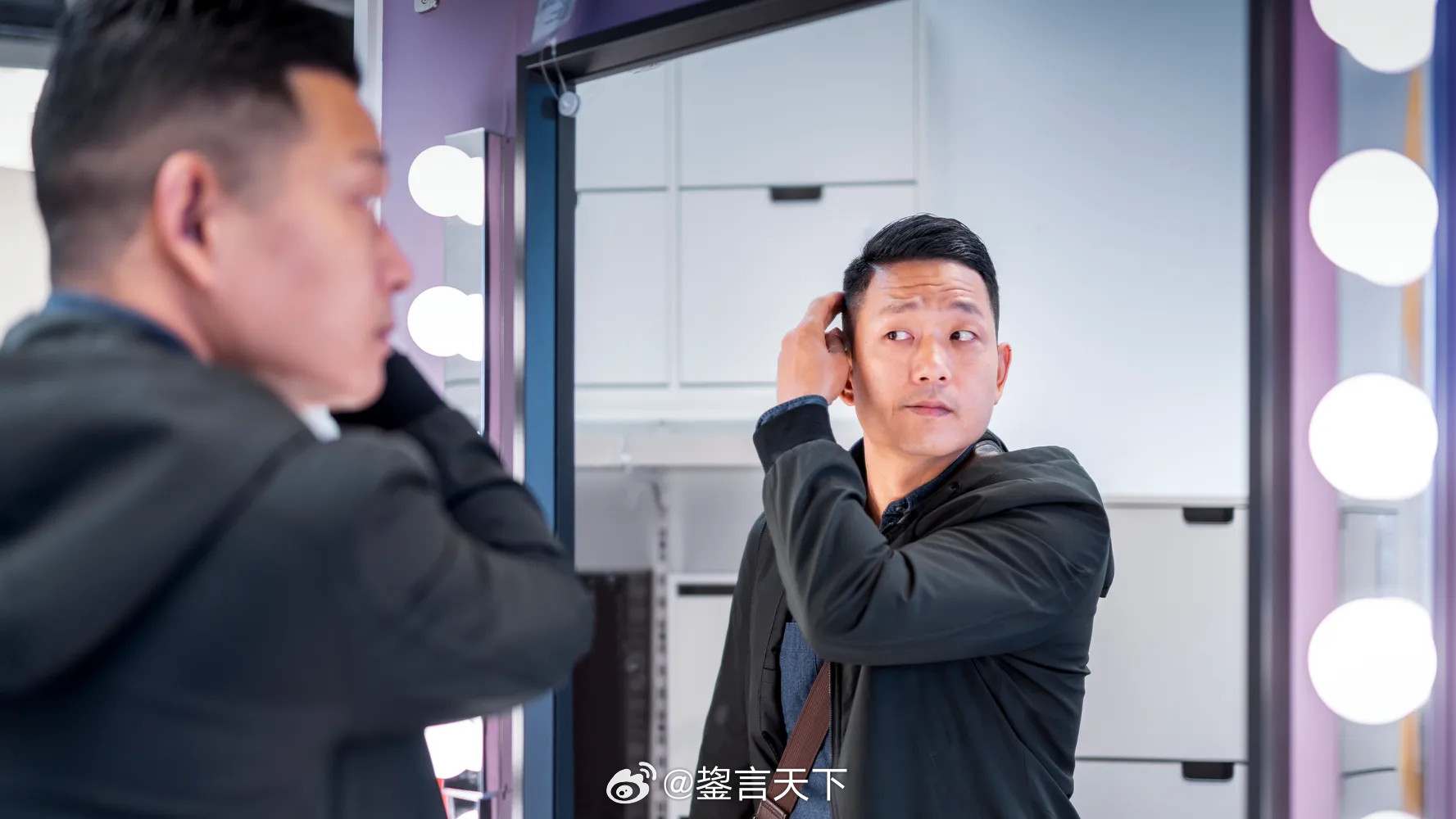 过度关注自己的人更容易陷入焦虑、压力与负面情绪循环这篇报道讨论了一个常被忽视的