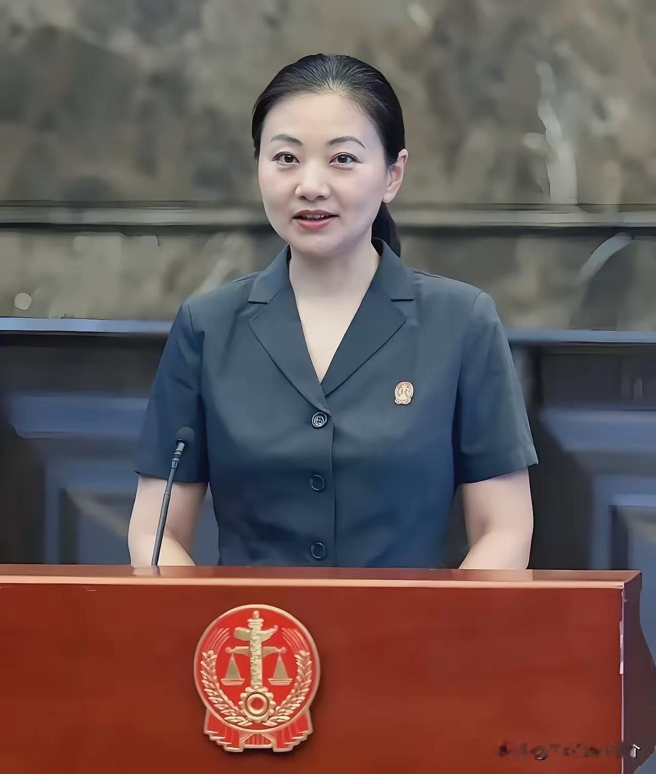 张玲玲，中国最高人民法院高级法官，1981年出生，年龄44岁，2025年11月1