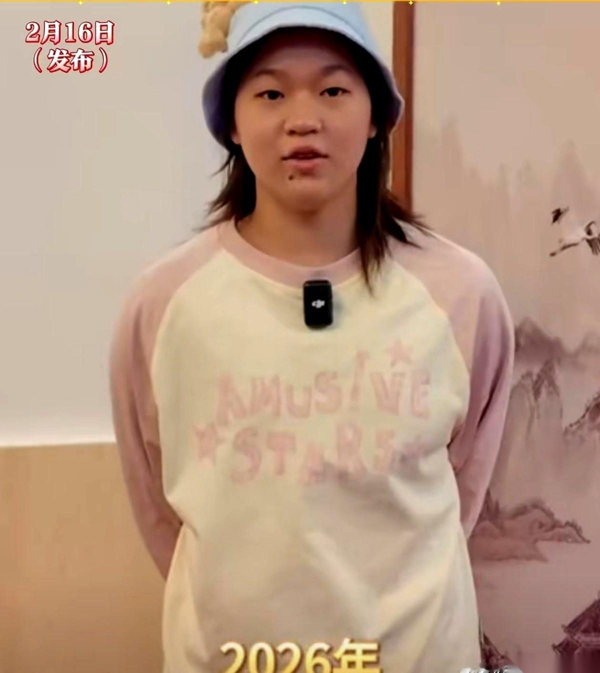 奥运冠军全红婵，过年回了趟湛江老家。结果一个镜头，直接让所有人看愣了。没有豪