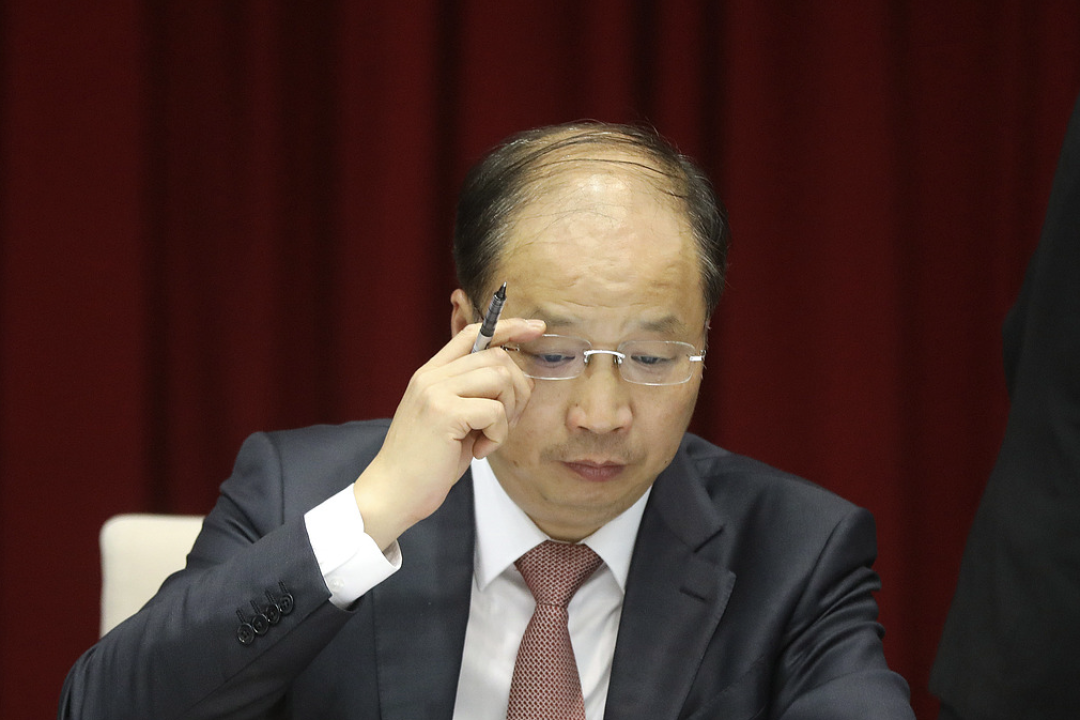 证监会原主席易会满被双开, 对重大决策部署阳奉阴违