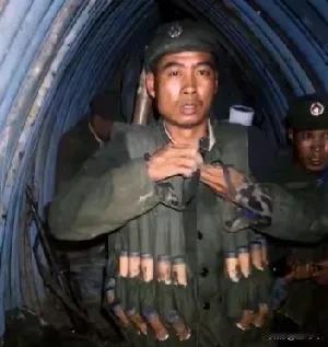这是见习排长白润亮出征前的留影。1986年10月14日，“兰剑-B”行动打