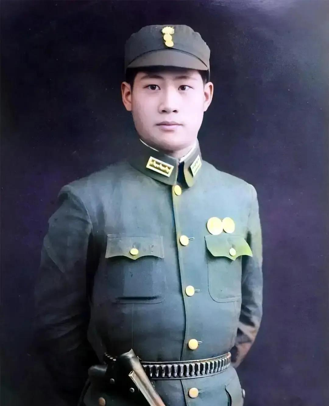 1950年，台湾共产党员林正亨被枪决。当天，囚车正好路过家门口。突然，他迅速起身