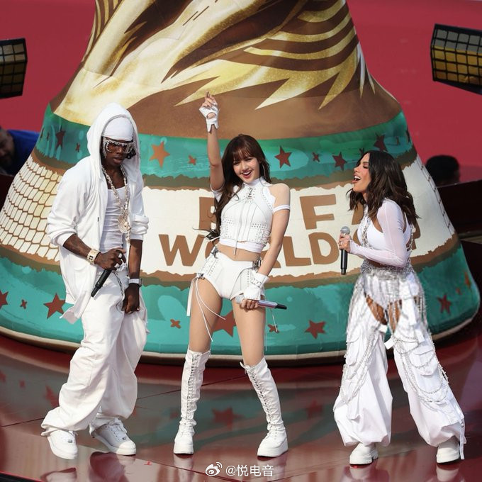 LISA【LISA世界杯开幕式表演后登顶Twitter全球趋势榜第一】在202