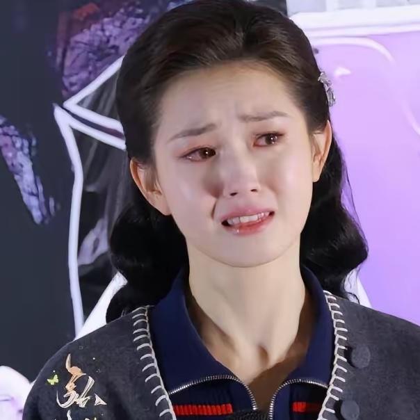 郭宇欣其实也挺委屈的。这段疑似郭女士的录音里，疑似郭宇欣的女子连“肉”指的的
