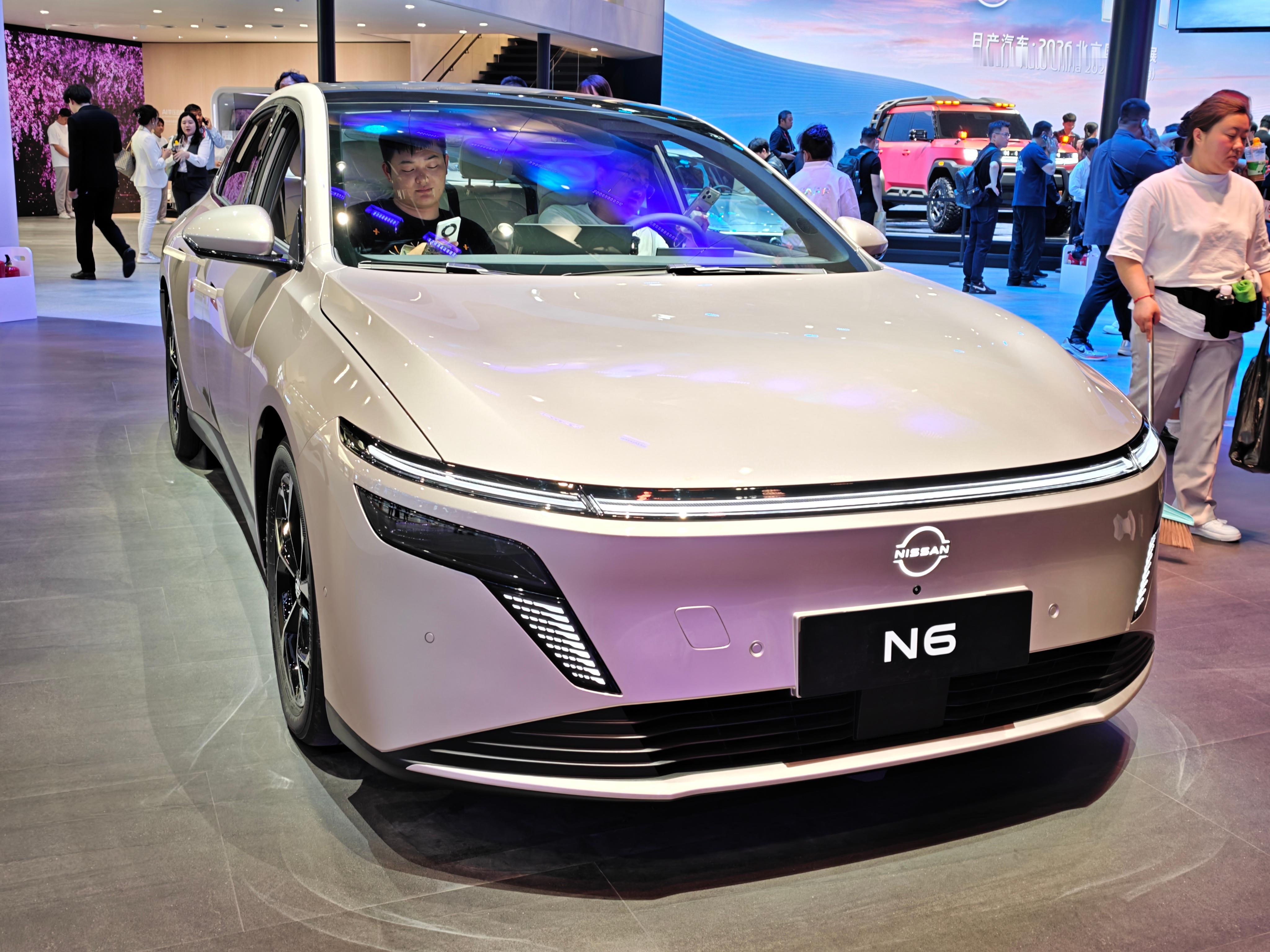日产N6是我在北京车展看完最无感的车，为啥呢？因为这车销量太好了，路上经常能遇到