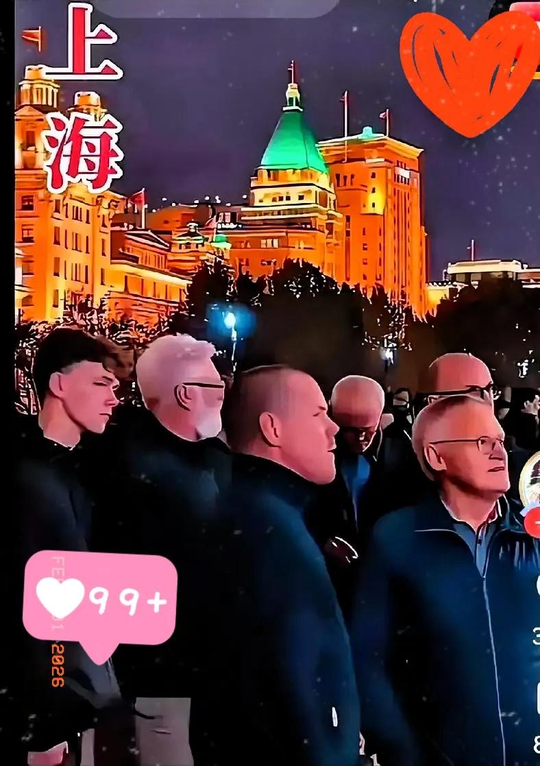 “百闻不如一见”，果然是放之四海而皆准的。这几日，西方的游客们来到我们