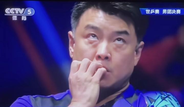 梁靖崑闯祸了，世乒赛跟张本智和的这场决赛，差点就把国乒教练组“送走”，王