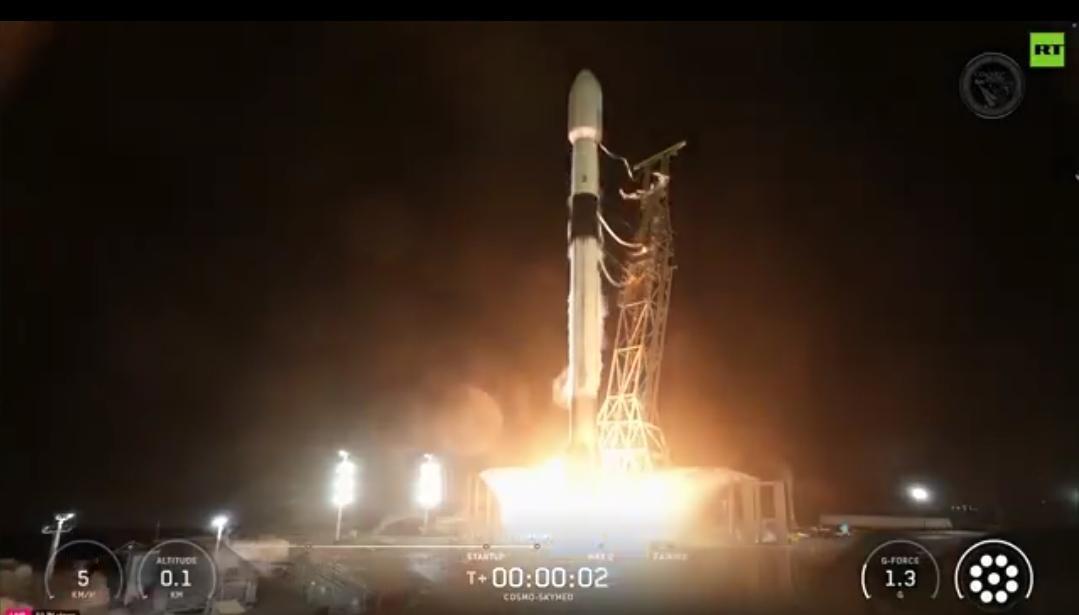 新闻快讯——太空探索技术公司执行2026年首次发射任务成功将意大利卫星送入轨道