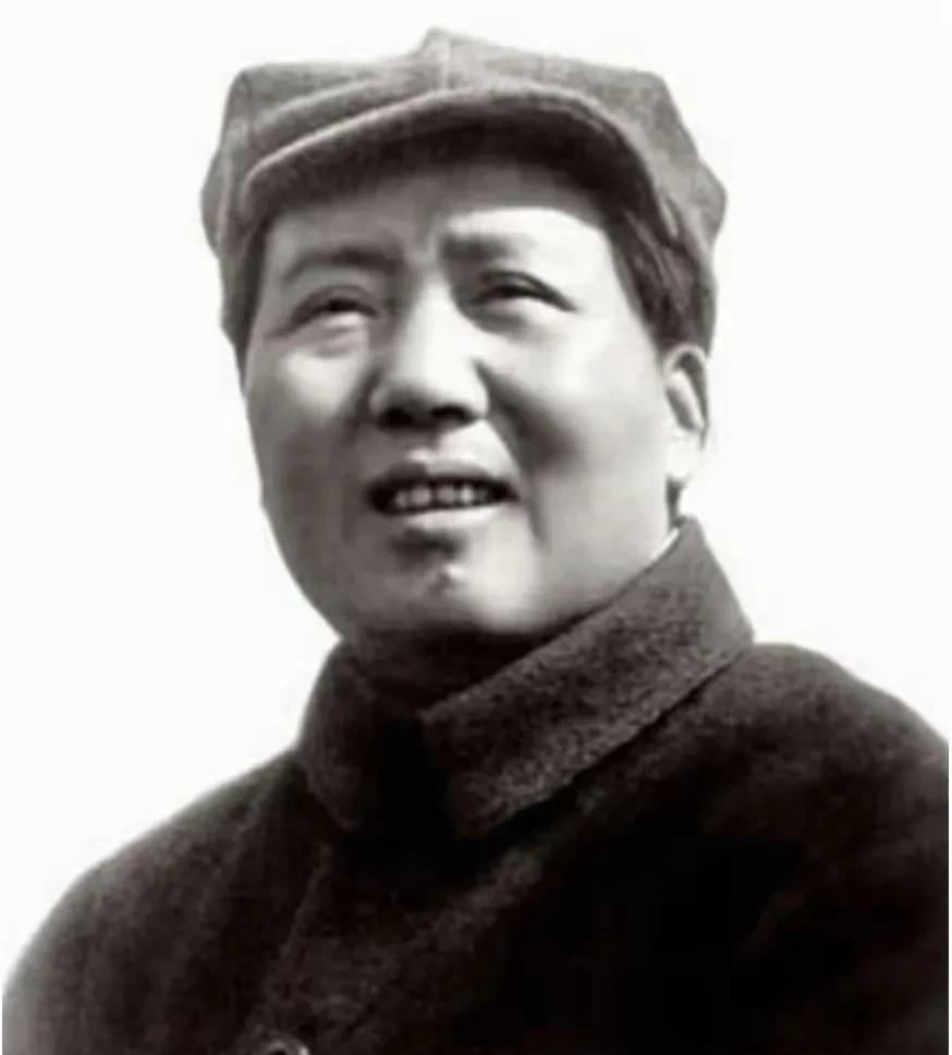 有人问我天天为毛主席时代说话，是不是既得利者。我告诉他说，我家是毛主席时代最穷的