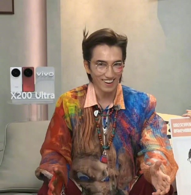 看《歌手2025》直播，被林志炫老师“惊”到了，这造型和唱腔都有点怪
