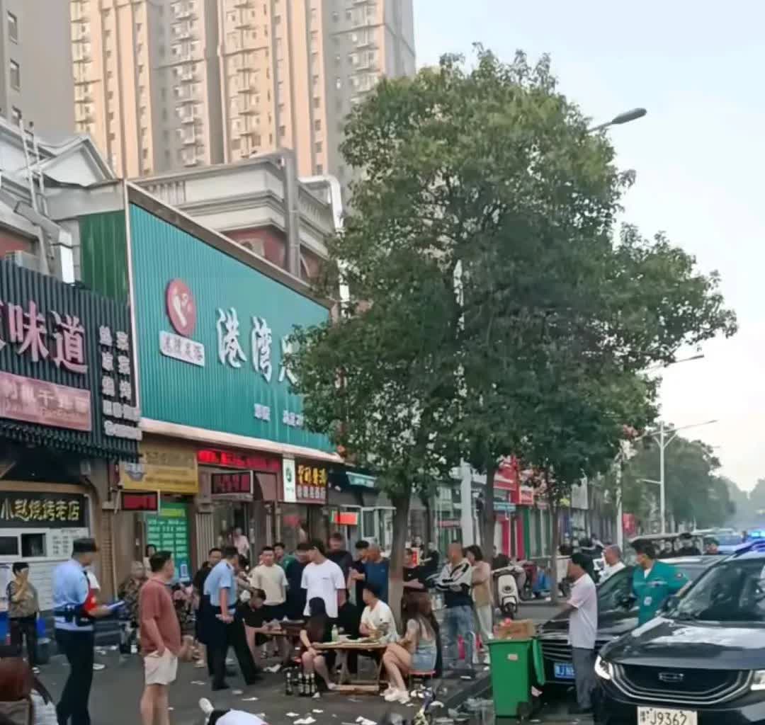 熬夜喝酒？出事了！濮阳巴黎街夜市热闹非凡！大排档从晚上一直能持续到第二天早上！这