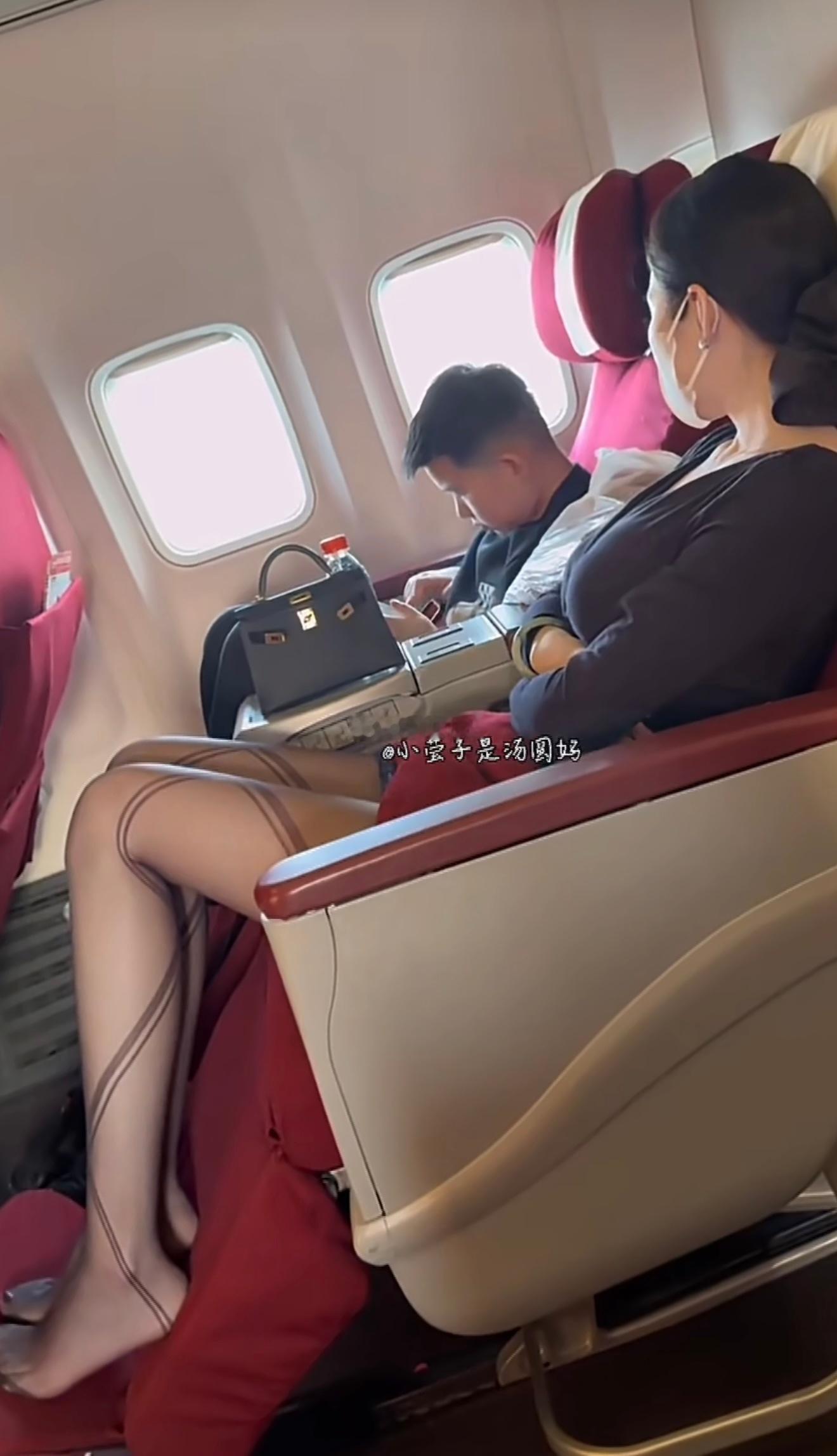 抖音百万网红“小莹子是汤圆妈”被禁言了，会员超1.4万，网传月收入超百万。内容就