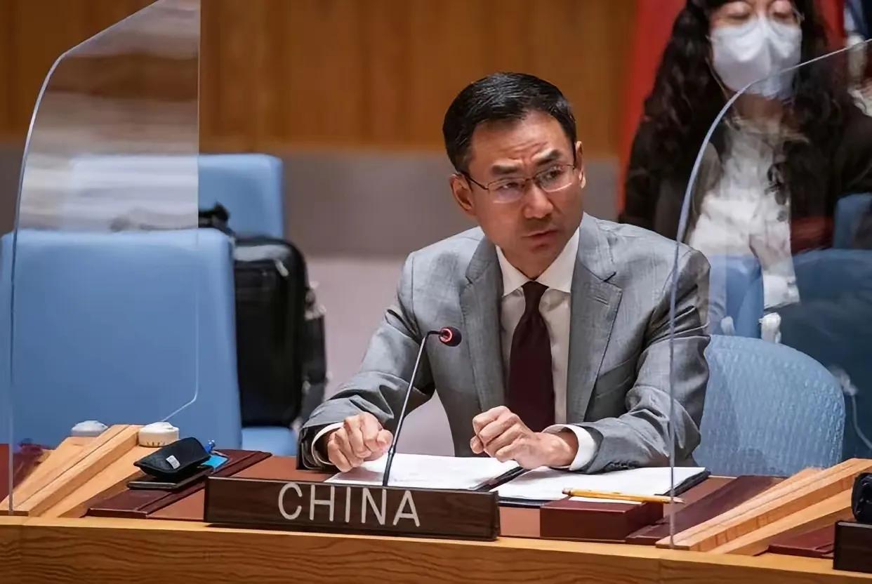 中方改口了，不许胡塞袭击西方船，话音刚落，以色列涉台表述大变。击沉两艘货轮后，中