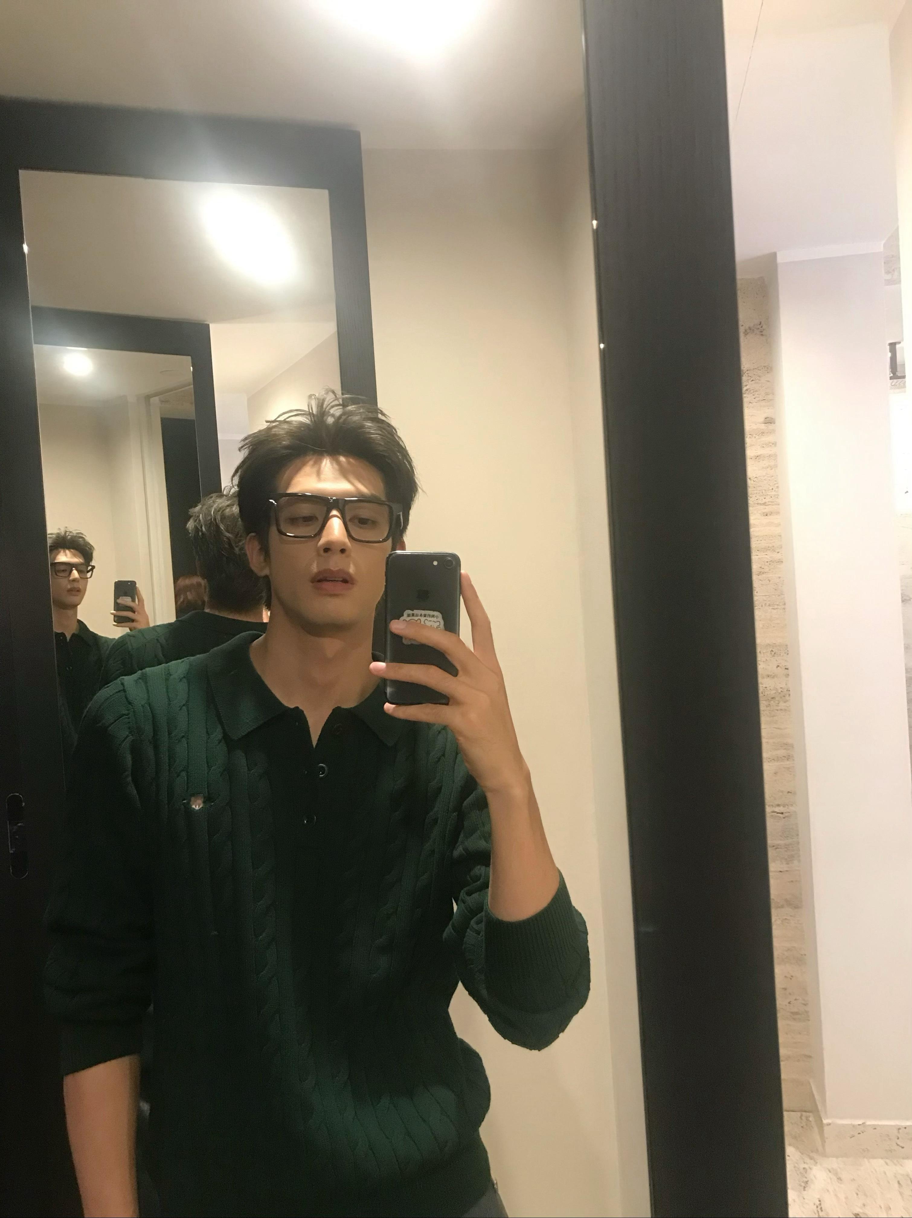 宋威龙🤓​​​