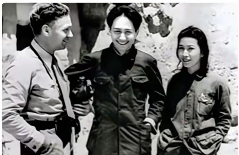 一张延安老照片，读懂什么是真正的领袖！看到这张延安老照片，很多人都会心头一