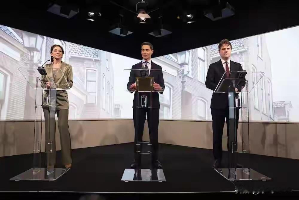 荷兰“夺芯”闹剧后，新内阁竟凑齐“反华复仇者联盟”？·海牙风向突变，弥漫着危