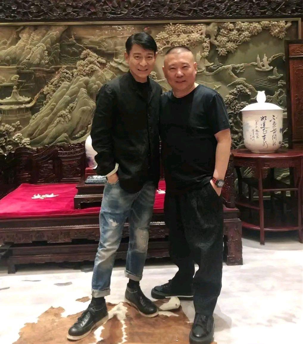 全新一代郭天王和刘天王，谁的气场更强大？[捂脸哭][捂脸哭][捂脸哭]刘德华