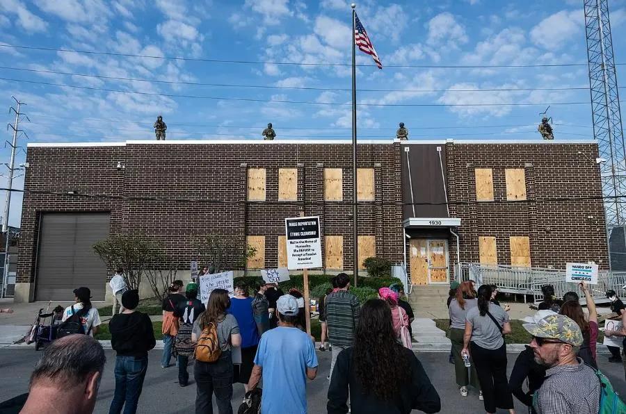 明尼苏达州的事情显然分散了美国总统老特的很大注意力，使他难以顾及包括格陵兰岛和伊