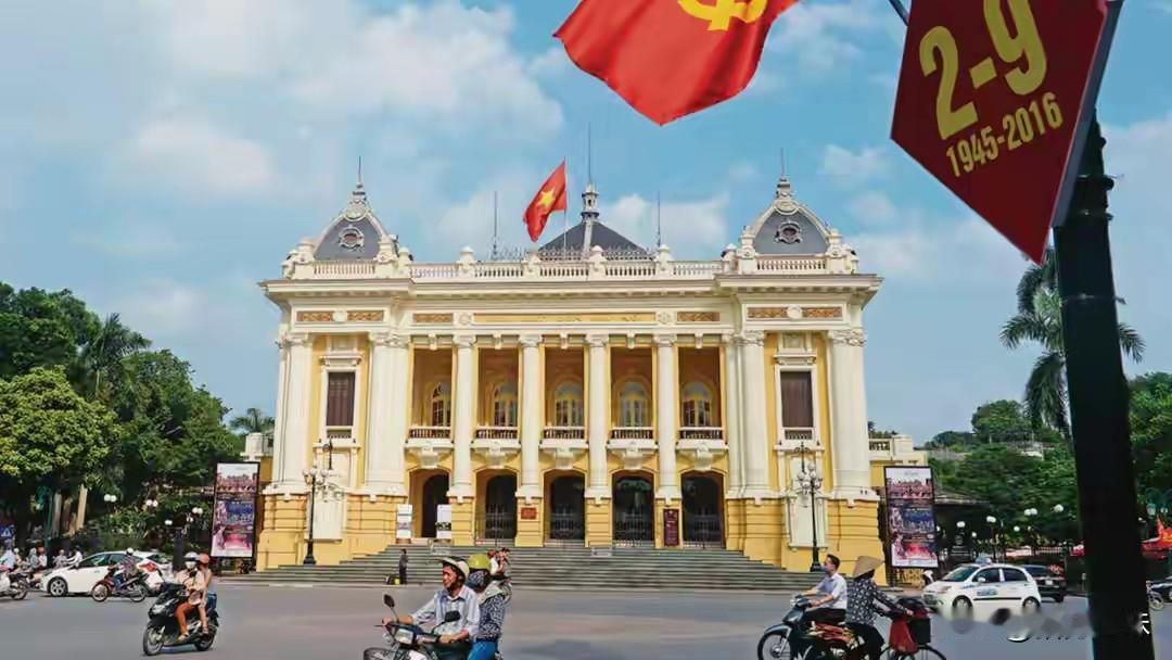 网上有很多吹捧“越南奇迹”的，总结起来就两条：一是越南经济发展的速度，二是越南改