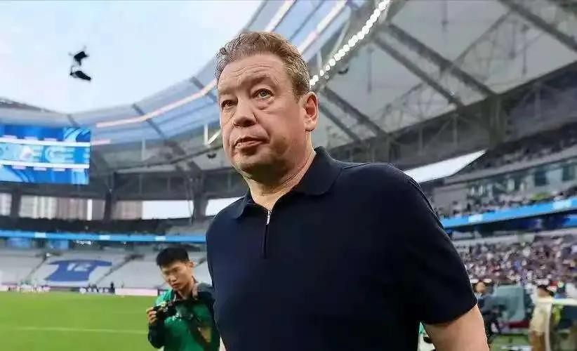 斯卢茨基要改写历史！如果本赛季能带申花夺冠，那么斯卢茨基绝对是申花历史上最成功
