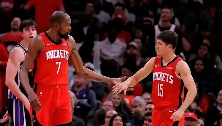 总算爆发了！杜兰特狂砍31分！火箭115:101掘金，本场比赛谁才是最佳球星？