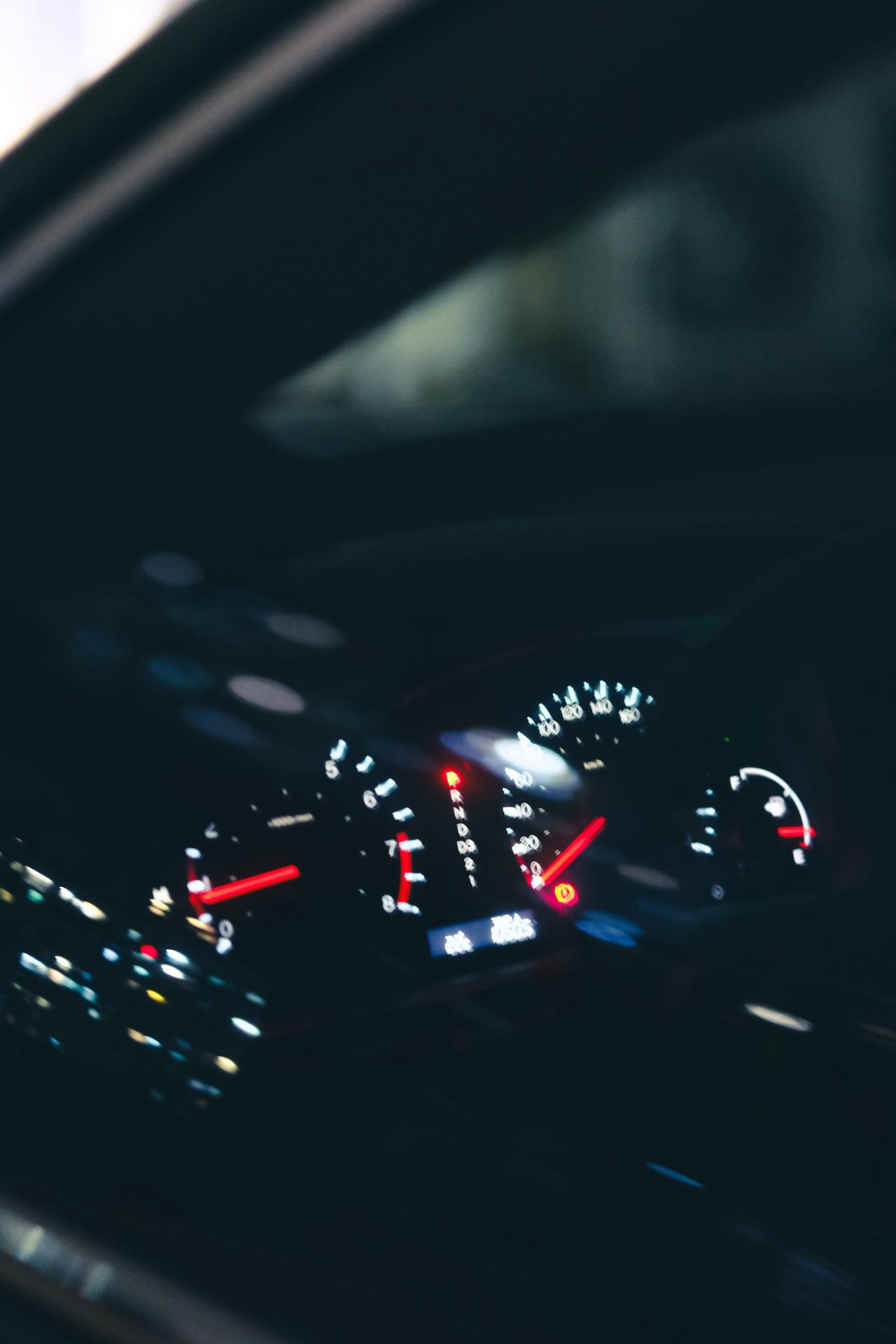 摄影取景器里的世界拍车仪式感citywalk内燃机的魅力