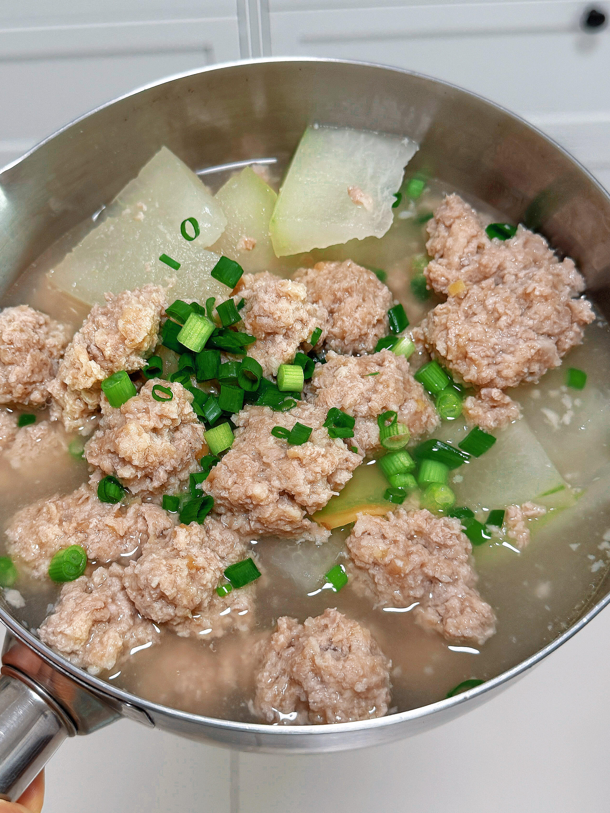 冬瓜肉丸汤鲜到掉眉毛🍲喝一次就彻底沦陷谁懂啊家人们！这碗冬瓜肉丸汤我能连喝三