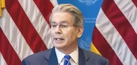 美国财长贝森特公开放话：全球扛不住一个年贸易顺差近万亿美元的中国！ 中国想买