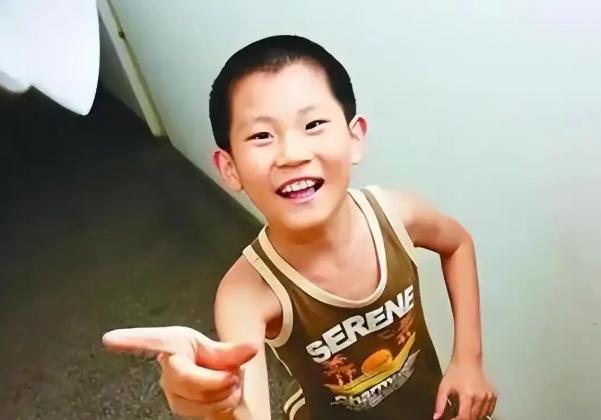 “国家的一大损失！”山东有一神童，短短的2天便念完小学，10岁那年参加高考，考出