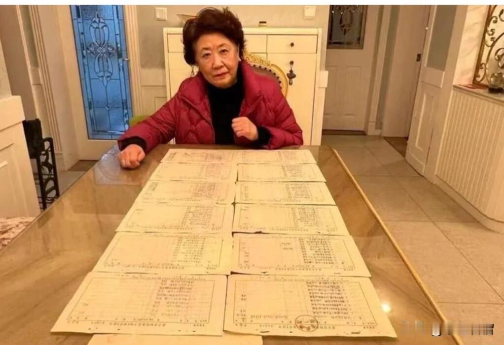 朋友们，南京博物院这件事已经发酵多日，我们至今仍不清楚庞家的核心诉求。近日，庞莱