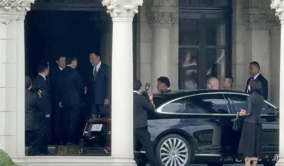 据外媒报道，12月22日，泰国总理阿努廷就中方斡旋柬泰局势一事对外作出说明。他表