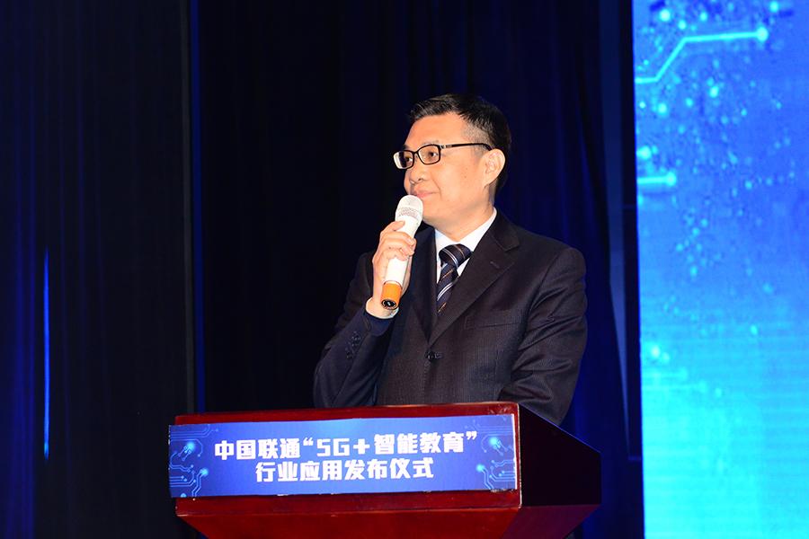 【跨系统提拔，中国联通李张挺升任央企集团副总】根据中国邮政集团官网消息，中