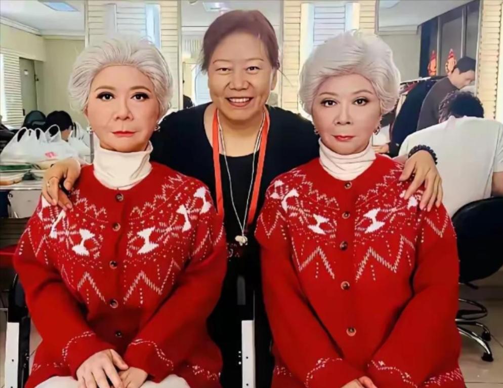 春晚那个花了70万、跟蔡明一模一样的机器人，你以为演完就塞进仓库吃灰了？20