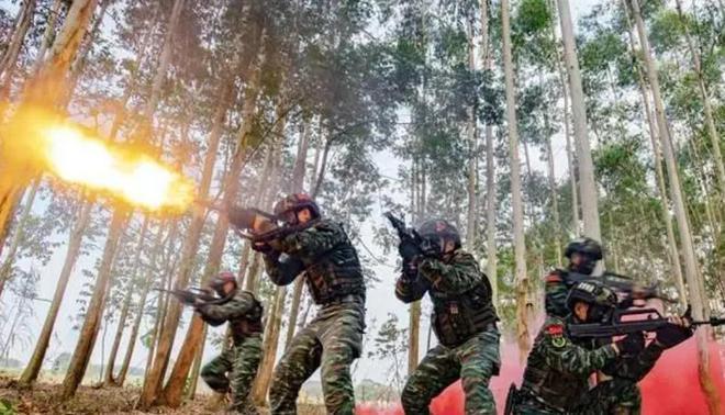 同样是市武警支队，为何有些是正团级，也有的是副师级。说起市武警支队，很多人以
