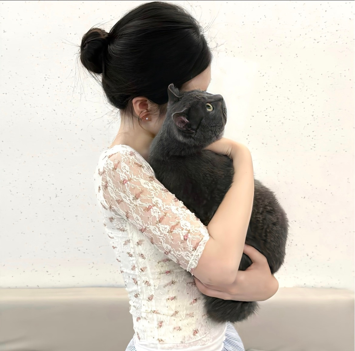 𝙒𝙚𝘾𝙝𝙖𝙩头像｜女生头像｜白色系女头｜温柔女头