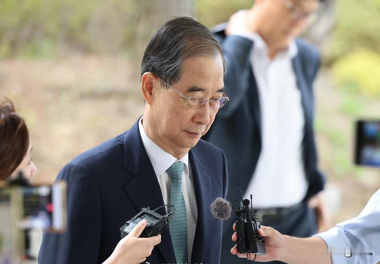 太尴尬了！韩国前总理被指毫无悔改之意，检方要求判其15年有期徒刑。韩国前总统尹